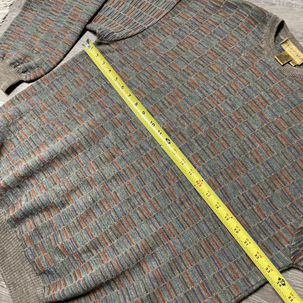 Vintage 1990s Tricots St. Raphael Textured Merino Wool 3D Knit Crewneck Sweater - Picture 9 of 11